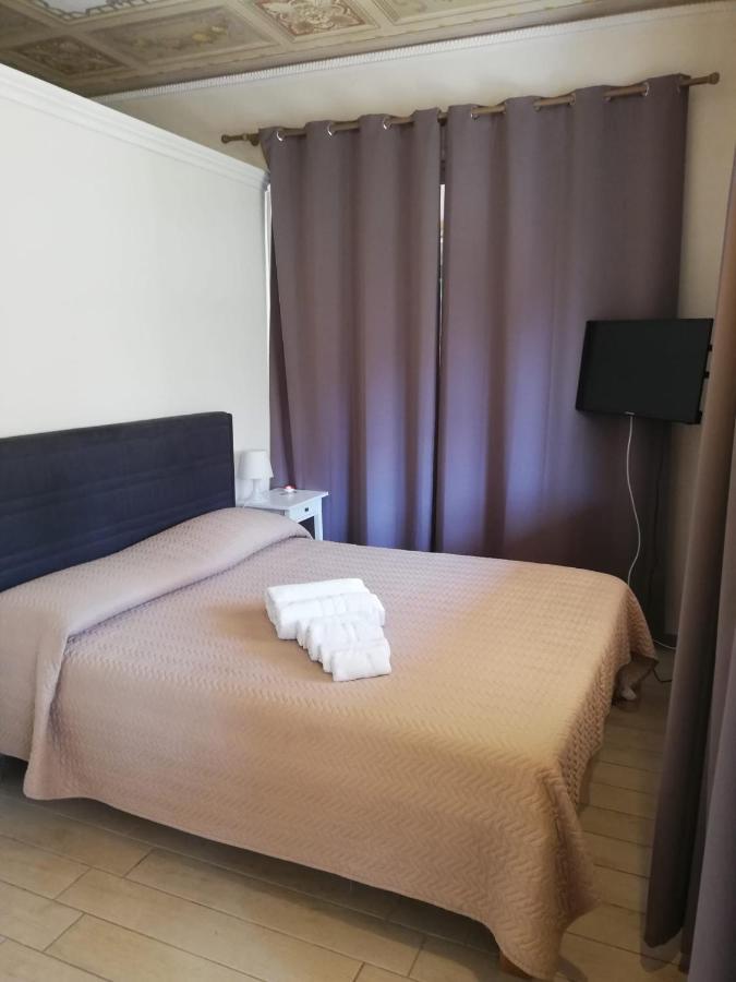 Villa Antonella Rooms Mondello Palermo Bagian luar foto